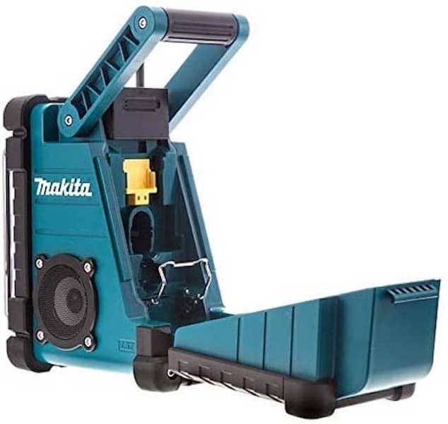 Image presents MAKITA 7.2-18V CORDLESS JOBSITE RADIO SPEAKER, IP64 AC LI-ION, DMR107 *SKIN ONLY